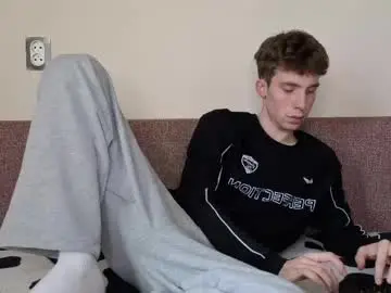 Chaturbate Nude Webcam of cute_brian