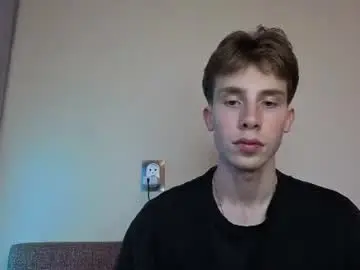Chaturbate Live Sex Cam of cute_brian