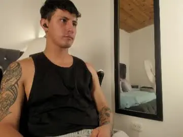 Chaturbate Live Sex Cam of marcos_vieyra