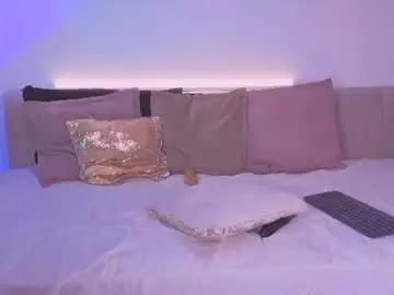 Chaturbate Free Live Porn of golden_girlsss