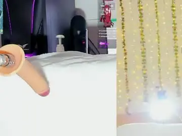 Chaturbate Watch Live Sex Cams of kitty__rosse__
