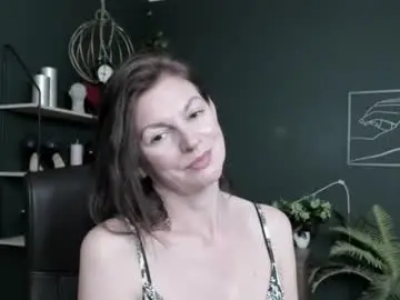Chaturbate Adult Video Chat of vivian_dream