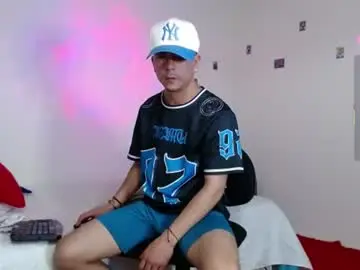 Chaturbate Live Porn of dominic_hanks