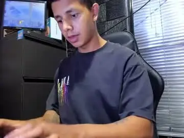 Chaturbate Nude Webcam of g_lincoln