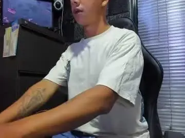 Chaturbate Live Sex Cam of g_lincoln