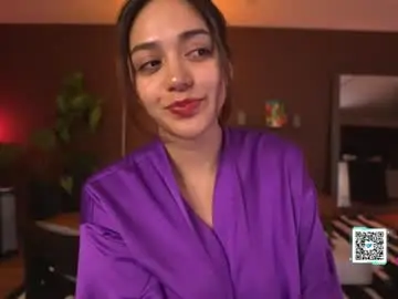 Chaturbate Live Sex Cam of laura3_3
