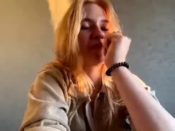 Chaturbate Live Sex Cam of marryivie