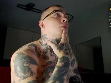 Chaturbate Live Sex of tom__ice