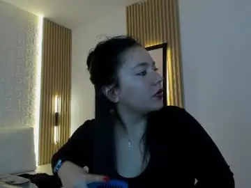 Chaturbate Live Sex Cam of rebeca__grey