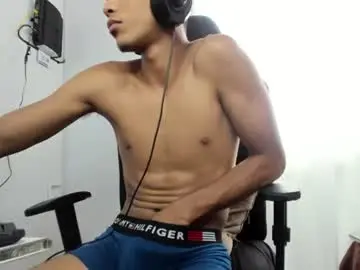 Chaturbate Adult Webcams of alienbigcock_01