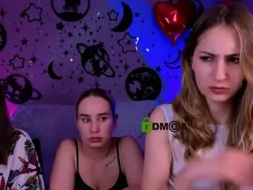 Chaturbate Live Sex Cam of so_hot_rosalie