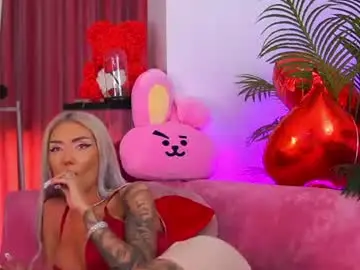 Chaturbate Nude Webcam of therealfallingangel