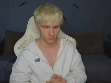 Chaturbate Best live sex cam show of pupsenish