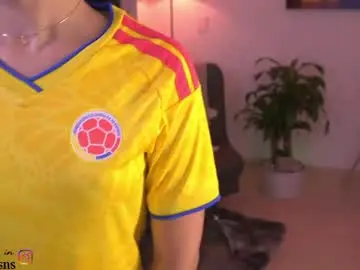 Chaturbate Live Sex Cam of aura_sensual