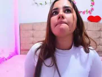 Chaturbate Live Sex Cam of catherine_and_tara