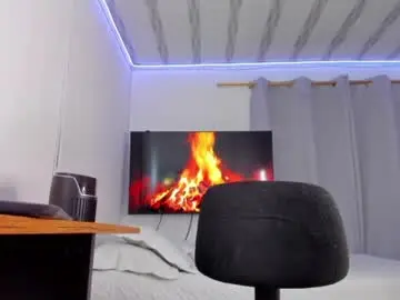 Chaturbate Live Sex Cam of benji_andrew