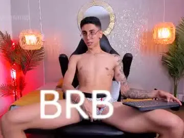 Chaturbate Live Sex of gio_carangi