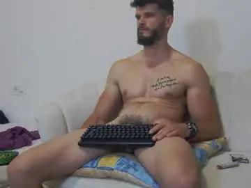 Chaturbate Live Sex Cam of mauro_real_man