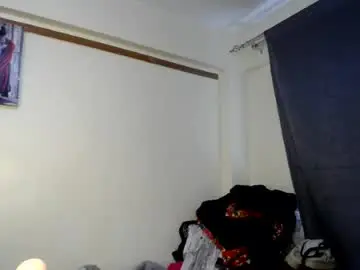 Chaturbate Free Live Porn of pretty_babe123