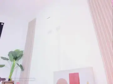 Chaturbate Watch Live Sex Cams of shara_85