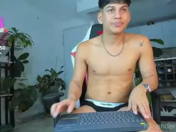 Chaturbate Live Sex Cam of ethanmiller1
