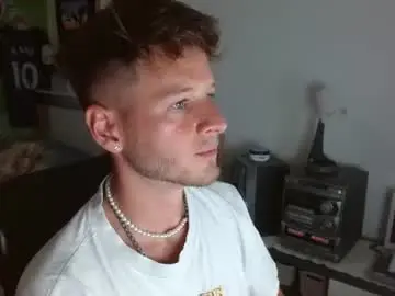 Chaturbate Sex Cam of freddy_star
