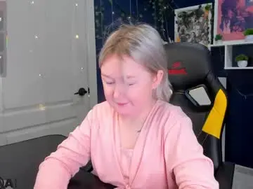 Chaturbate Nude Webcam of mia_ferd
