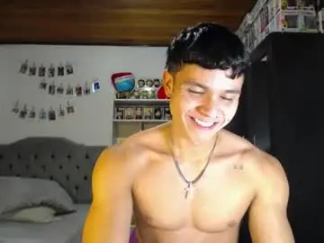 Chaturbate Adult Video Chat of saulomiralles
