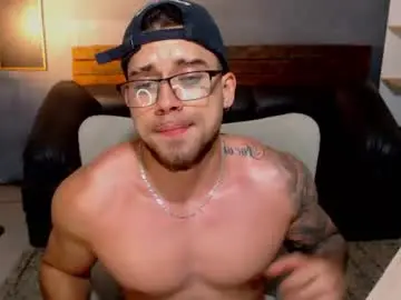 Chaturbate Free Live Porn of mike_montoya