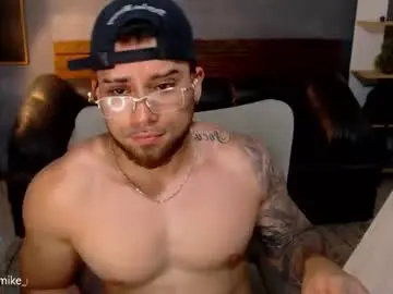 Chaturbate Best live sex cam show of mike_montoya