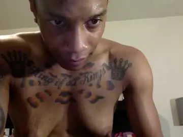 Chaturbate Best live sex cam show of phat_ftm_klit87