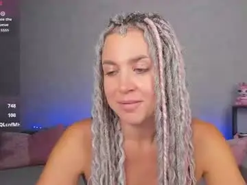 Chaturbate Live Sex Cam of roxy_mars