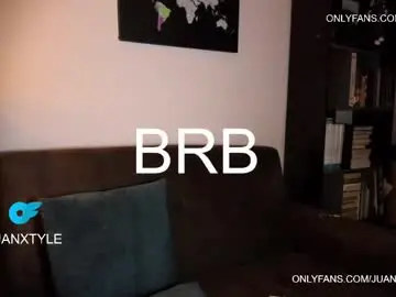 Chaturbate Live Sex Cam of juancamroom