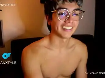 Chaturbate Nude Webcam of juancamroom
