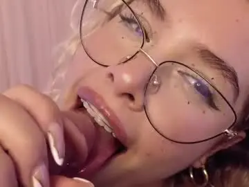 Chaturbate Sex Chat of haelycute