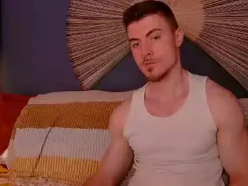 Chaturbate Live Sex Cam of eddieds