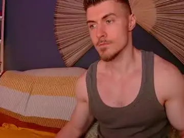 Chaturbate Live Sex Cam of eddieds