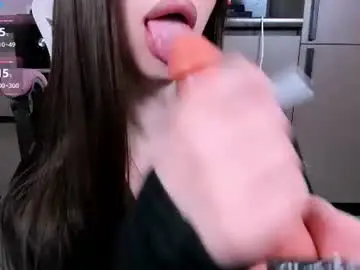 Chaturbate Best live sex cam show of khloeforever