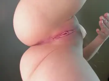 Chaturbate Watch Live Sex Cams of squikt