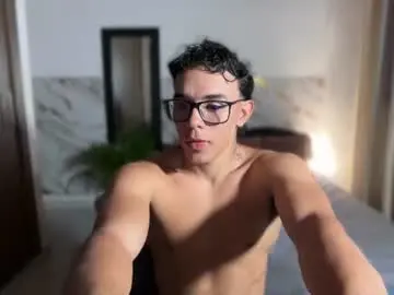 Chaturbate Adult Video Chat of joulianogreco1