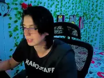Chaturbate Sex Cam of andy_gray01