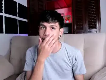 Chaturbate Sex Chat of austin_falcon