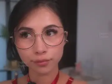 Chaturbate Live Sex Cam of gigi_ulala