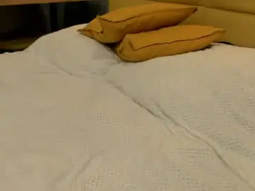 Chaturbate Watch Live Sex Cams of miymiy1