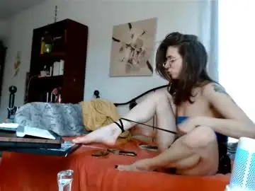 Chaturbate Sex Cam of bombshellbaeby
