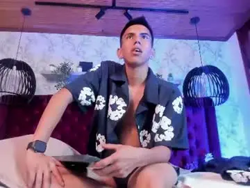 Chaturbate Nude Webcam of lucca_moreti