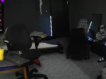 Chaturbate Nude Webcam of just_hairy_man