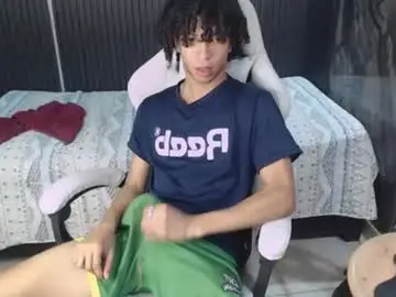 Chaturbate Watch Live Sex Cams of xion_ez