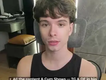 Chaturbate Watch Live Sex Cams of calvin_loves_you