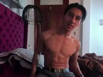 Chaturbate Live Porn of andyjoy_
